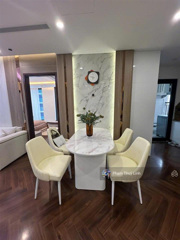 Cho thuê căn hộ cao cấp doji diamond crown 2,5 phòng ngủ có thể dọn vào ở ngay