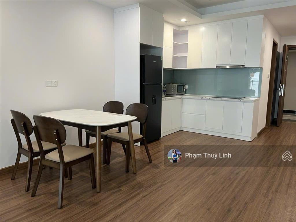 Cho thuê căn 1 phòng ngủ full đồ brg hilton giá 10 triệu bao phí quản lý.  0936 779 ***