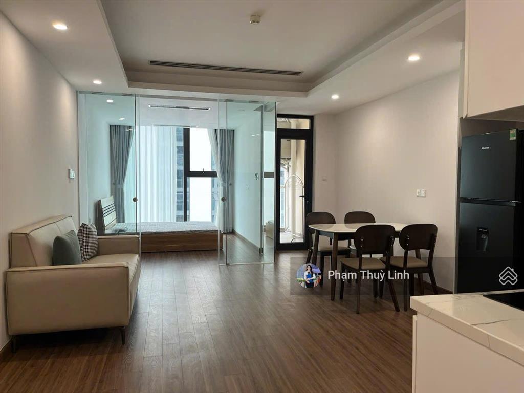 Cho thuê căn 1 phòng ngủ full đồ brg hilton giá 10 triệu bao phí quản lý.  0936 779 ***