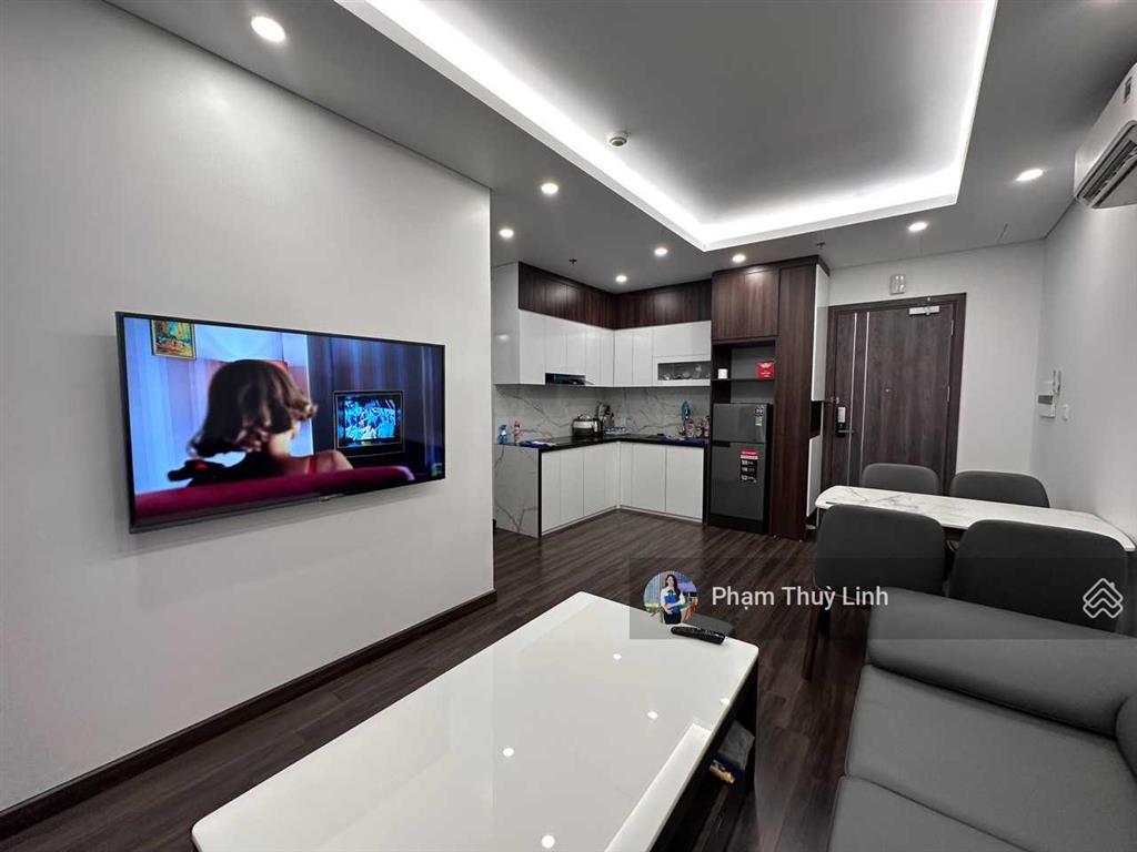 Cho thuê căn 2 phòng ngủ full đồ hoàng huy grand tower sở dầu giá 9 triệu bao phí