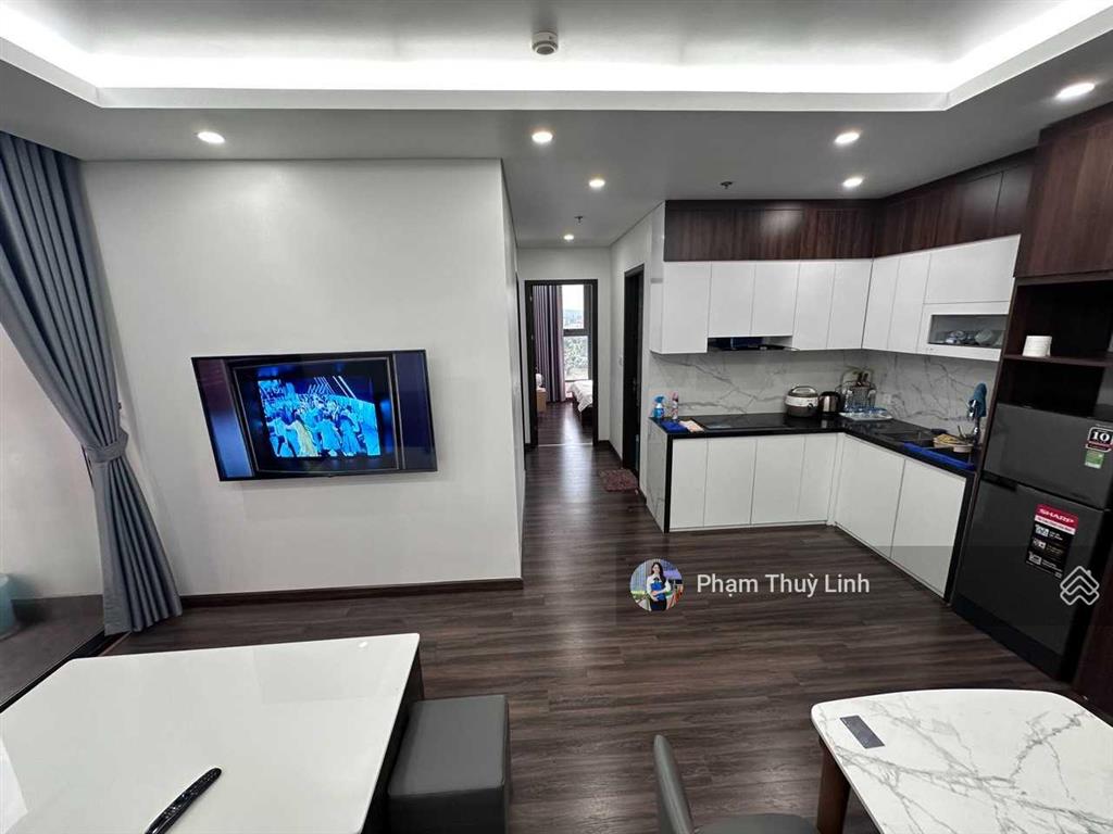 Cho thuê căn 2 phòng ngủ full đồ hoàng huy grand tower sở dầu giá 9 triệu bao phí
