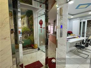 Chính nhà bán nhà sát bên đặng thùy trâm  nhà mới 6 tầng có thang máy  sẳn phòng 10pn master.