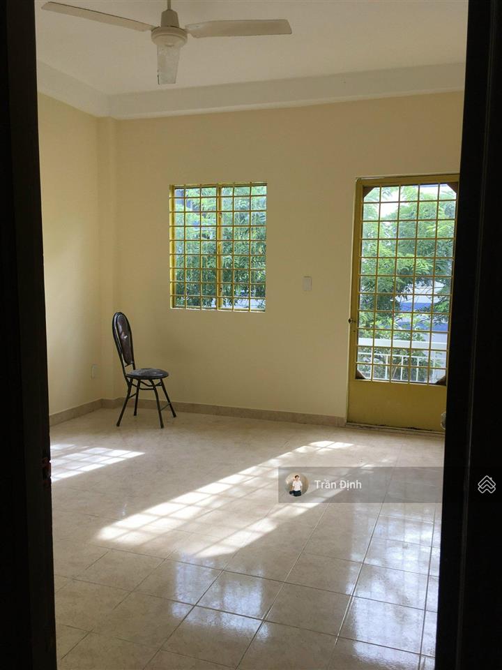 Bán nhà vị trí siêu khan hiếm bùi đình túy  khu cư xá công an  tương lại sát bên rạch xuyên tâm.