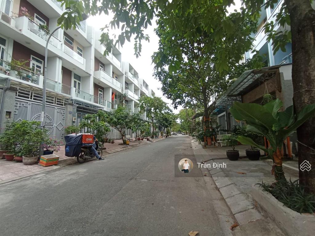 Sản phẩm hiếm có dưới 10t tại đặng thùy trâm  đường trước nhà 12m  hẻm 1/ cạnh bên đh văn lang.
