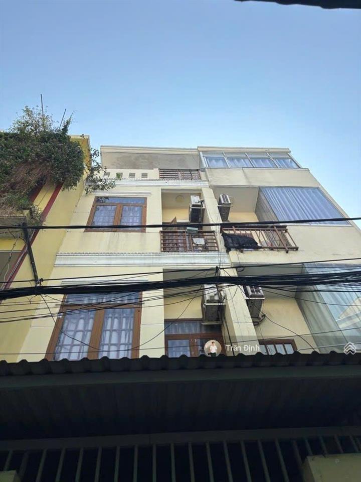Siêu phẩm chdv ngang 7m kế bên vòng xoay hàng xanh  đang khai thác 65tr/tháng  cách mặt tiền 100m