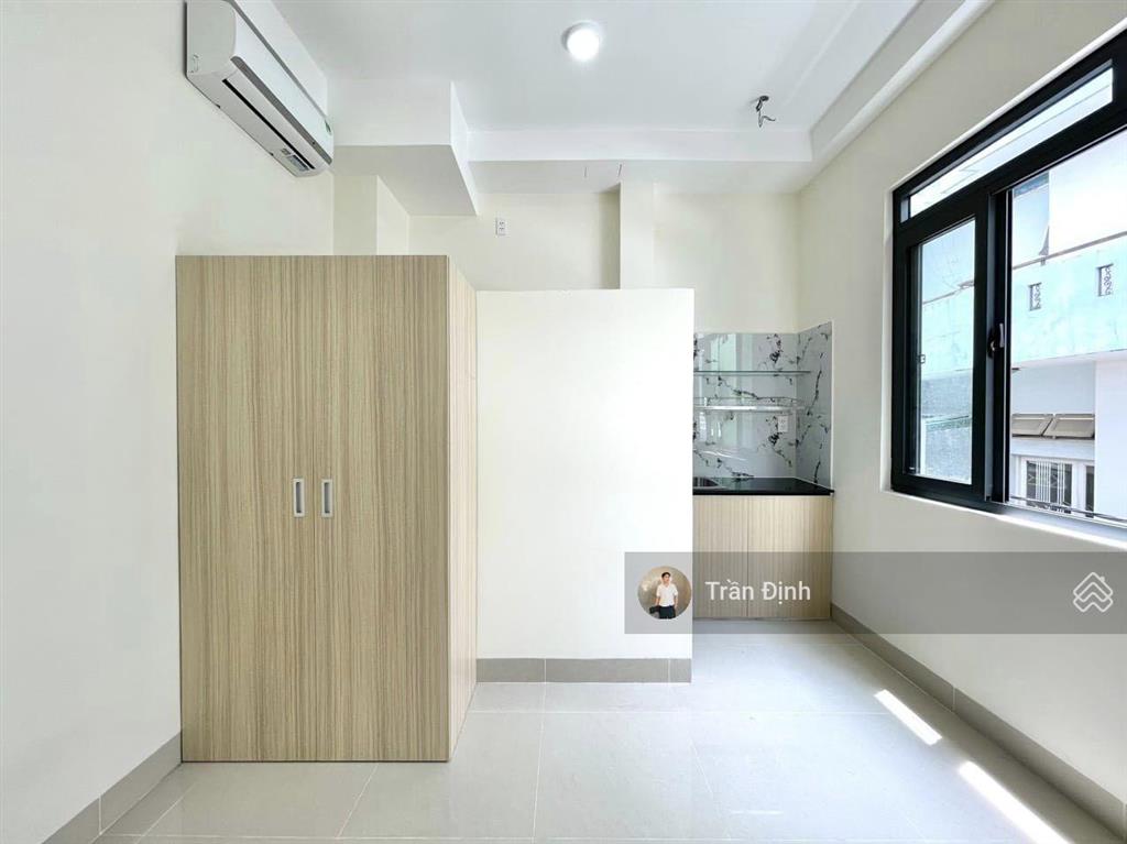 Siêu phẩm chdv ngang 7m kế bên vòng xoay hàng xanh  đang khai thác 65tr/tháng  cách mặt tiền 100m