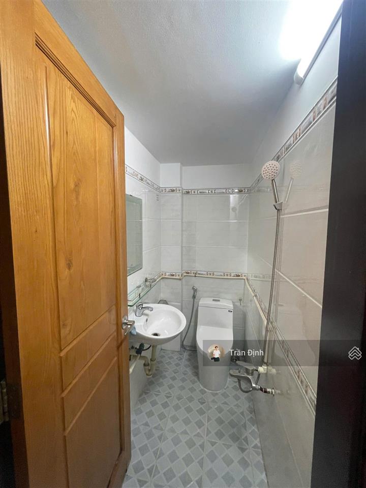 Bán nhà 4 tầng hẻm xe hơi quay đầu bùi đình túy  kế bên bờ kè rạch xuyên tâm  sẳn dòng tiền 22tr