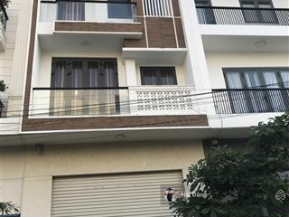 Bán nhà hẻm 1/ ngay cổng đh văn lang  đang khai thác 40tr/tháng  nhà mới 5 tầng ngang đẹp 5m