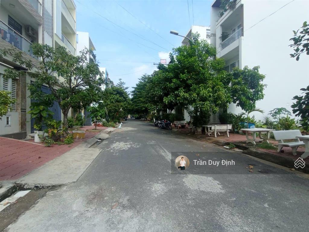 Bán đất hẻm 1/ đặng thùy trâm, ngay cổng đh văn lang  ngang chuẩn 6m  xây dựng hầm 4 tầng