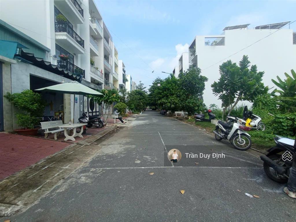 Bán đất hẻm 1/ đặng thùy trâm, ngay cổng đh văn lang  ngang chuẩn 6m  xây dựng hầm 4 tầng