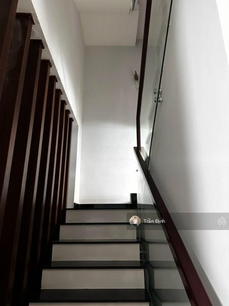 Giữ tiền bằng bđs thựcngang khủng 8m hiếm có  nhà 3 tầng dòng tiền ~30tr  quy mô xây hầm 7 tầng