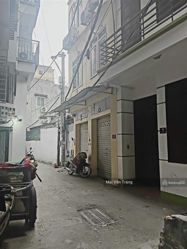 Nhỉnh 7 tỷ! bán gấp nhà mễ trì hạ  n từ liêm  30m ra ô tô tránh  dân xây 40mx4t ngõ rộng gần 3m