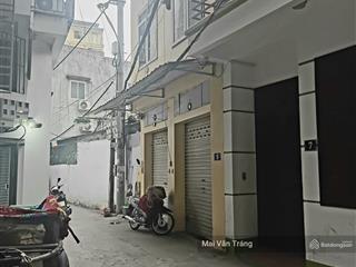 Bán nhà mễ trì hạ từ liêm  30m ra ô tô tránh  dân xây 40m²x4t  ngõ rộng gần 3m  nhỉnh 9 tỷ