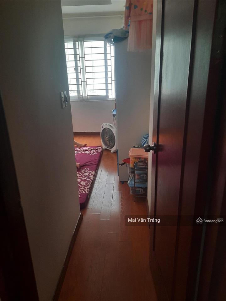 Chính chủ bán ccmn tại ngõ 12 mễ trì hạ, từ liêm  50m2  2pn, 1pk  2 thoáng  ô tô đỗ cửa  2.2tỷ