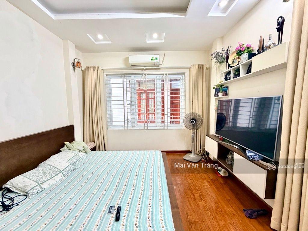 Cực hiếm! chỉ 7.75 tỷ bán nhà dân xây 40m207 ngủ hồ tùng mậu từ liêm, ngõ nông rộng 2.5m