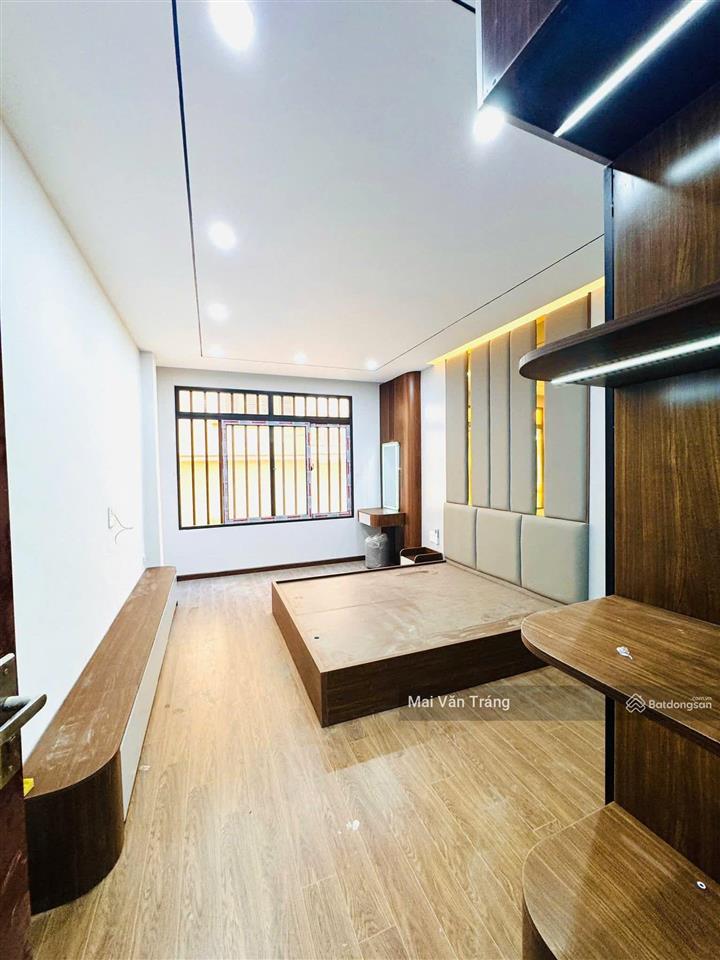 Bán gấp nhà mễ trì từ liêm 7.3 tỷ! 38mx4t, 30m ra ô tô, sân để xe riêng, gần phố, gần bãi ô tô