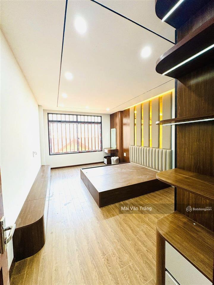Bán gấp nhà mễ trì từ liêm 7.3 tỷ! 38mx4t, 30m ra ô tô, sân để xe riêng, gần phố, gần bãi ô tô