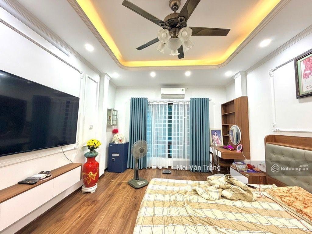 Chính chủ bán nhà ngõ 66 hồ tùng mậu cầu giấy, 35mx6 tầng, 05 ngủ 2 thoáng 7.7 tỷ