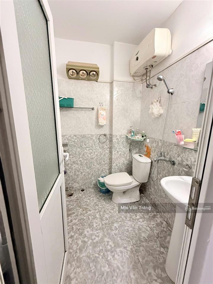 Chủ nợ bank! 7.8 tỷ! bán gấp nhà lê quang đạo, từ liêm, 35m2 x 5t thông sàn, ngõ rộng gần ô tô