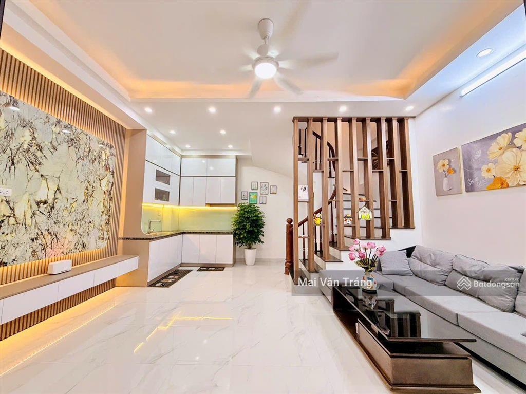 Bán nhà phú đô, nam từ liêm ô tô vào nhà 33m x 6 tầng full nội thất ở ngay