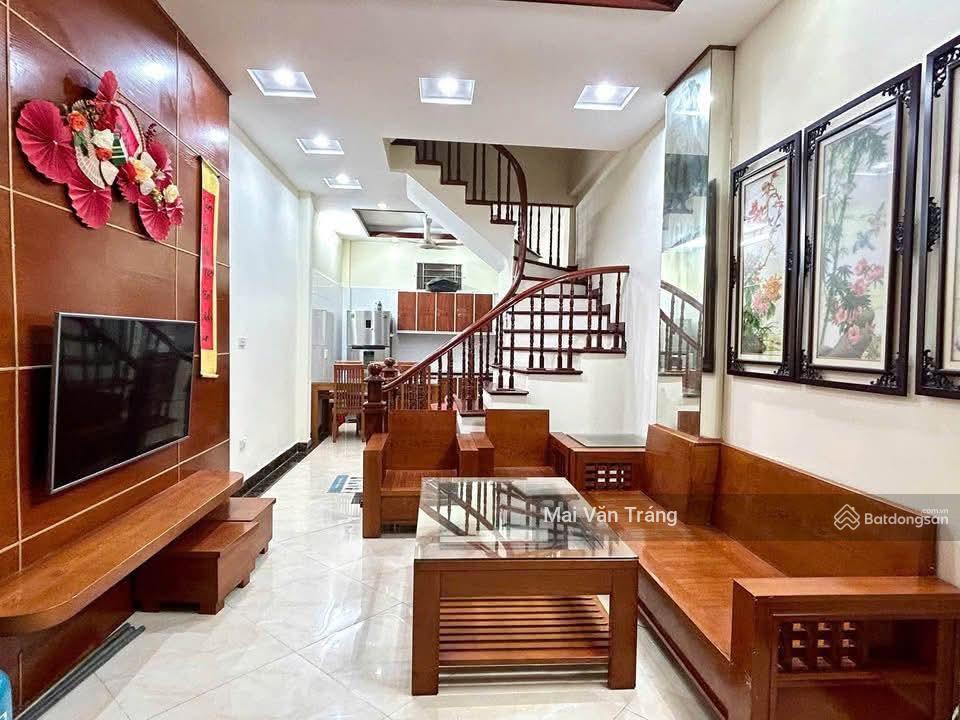 Chỉ 9 tỷ  siêu hiếm phú đô từ liêm! bán nhà 46m2x4t tầng, lô góc siêu thoáng, 05 ngủ full nội thất
