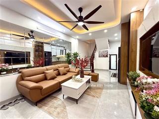 Chỉ 7,95 tỷ bán nhà 41m2x5t dân xây 2 thoáng ô chờ thang máy 30m ra mặt phố phú đô ô tô tránh