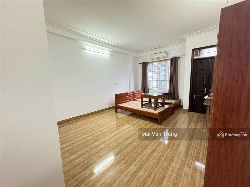 Bán gấp nhà trần bình cầu giấy, 33m2x6t, ngõ rộng 2,5m gần ô tô  chỉ 7,05 tỷ