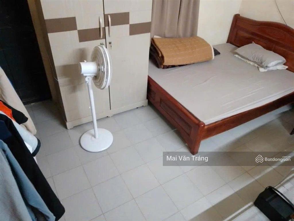 Chỉ 5.5 tỷ bán nhà hồ tùng mậu  cầu giấy  ngõ nông rộng, 70m ra mặt phố  30m2 x 2 tầng