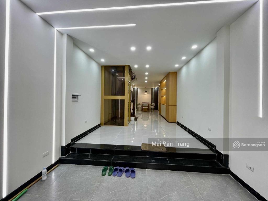 Kịch sàn 12.85 tỷ! bán nhà đình thôn lô góc 2 thoángthang máy ngõ thông kd ngày đêmô tô qua nhà