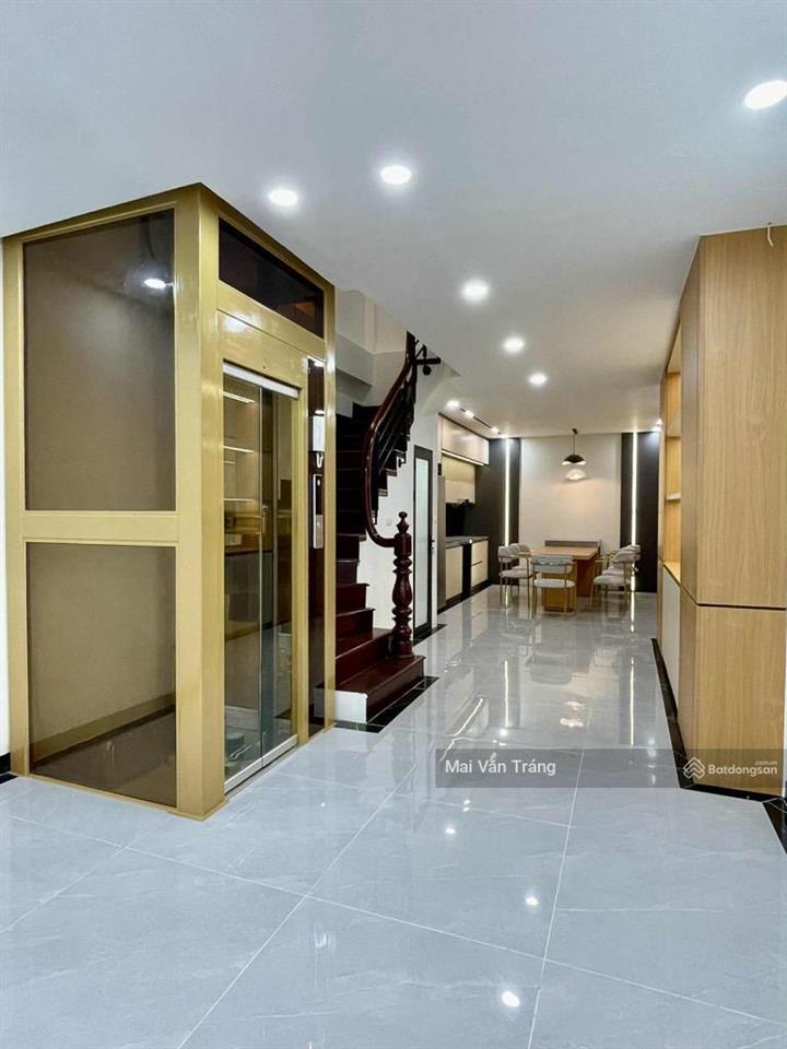Kịch sàn 12.85 tỷ! bán nhà đình thôn lô góc 2 thoángthang máy ngõ thông kd ngày đêmô tô qua nhà
