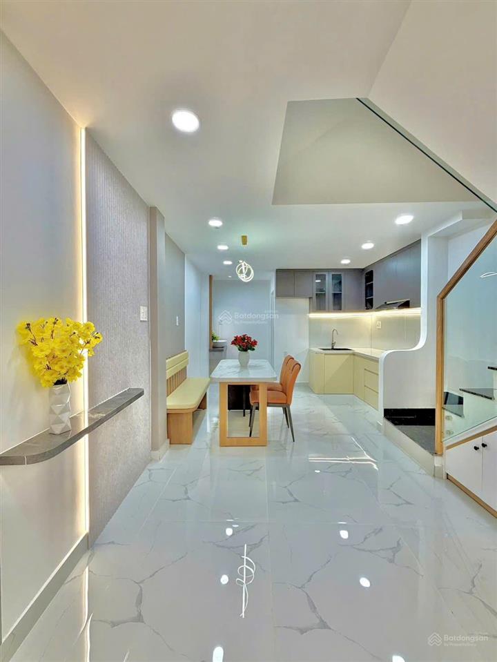 Hot! nhà mới đẹp hoàng văn thụ, phú nhuận, cách mt 20m. dt 3,7x10 nở hậu 5 tầng giá 8,68 tỷ