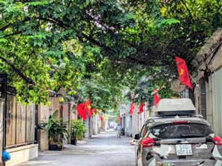 Hiếm. nhà mới đẹp hồ biểu chánh, phú nhuận. dt 3,5x7 nở hậu đẹp 3 tầng giá 5,98 tỷ tl