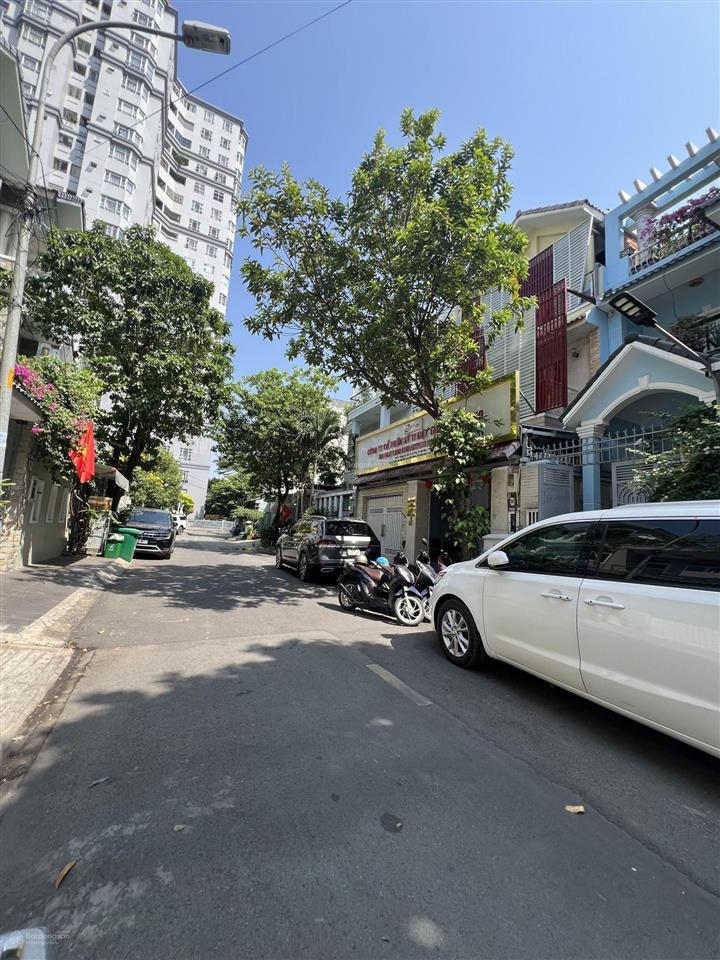 Săn ngay biệt thự phố 8x20 hiếm gặp an phú q2 có sẵn hầm giá tốt!