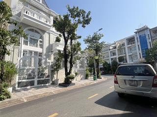 Săn ngay biệt thự phố 8x20 hiếm gặp an phú q2  có sẵn hầm  giá tốt!