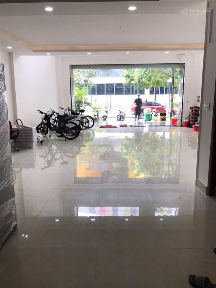 Biệt thự phố vạn phúc city ngang 7m nở hậu, thang máy, giá tốt chốt ngay