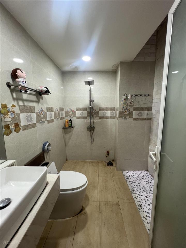 Siêu phẩm 6 tầng thang máy xịn sát phạm văn đồng, dòng tiền ngon 13,5 tỷ chốt ngay