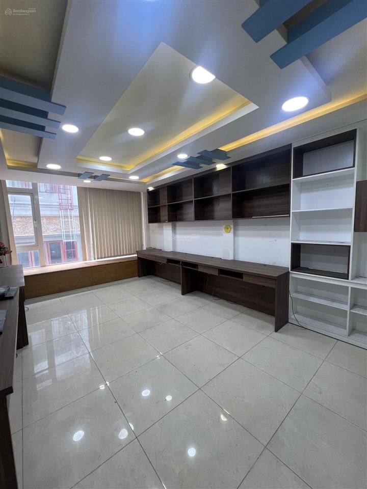 Siêu phẩm 6 tầng thang máy xịn sát phạm văn đồng, dòng tiền ngon 13,5 tỷ chốt ngay