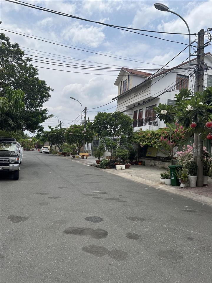 Đất đẹp hiếm ngang 11m, gần khu thành ủy hiệp bình chánh, tp thủ đức