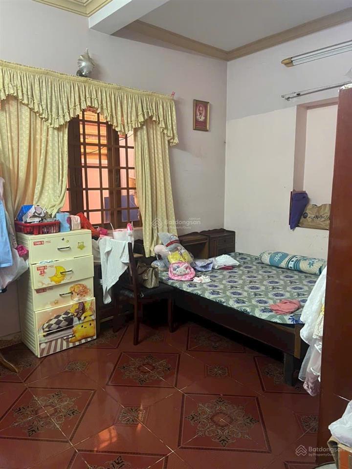 Chủ cần tiền giải quyết công việc bán nhanh biệt thự tâm huyết 210m2 góc hai mặt tiền quận 9