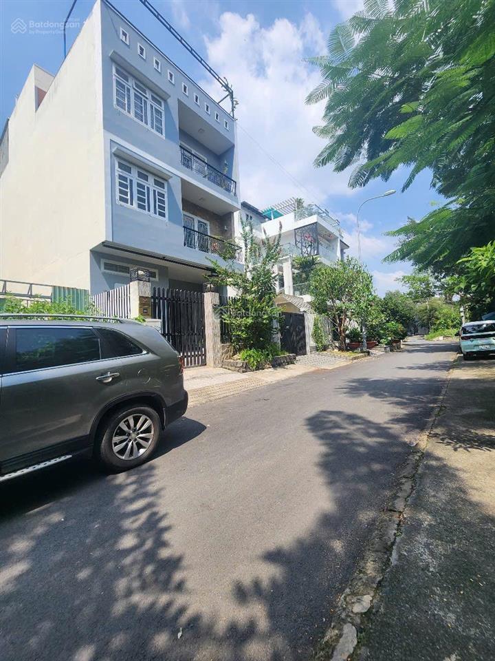 Biệt thự ven sông hiệp bình chánh  132m  gara ô tô  giá chỉ 17 tỷ