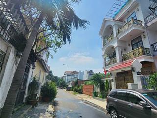 Biệt thự ven sông hiệp bình chánh  132m  gara ô tô  giá chỉ 17 tỷ