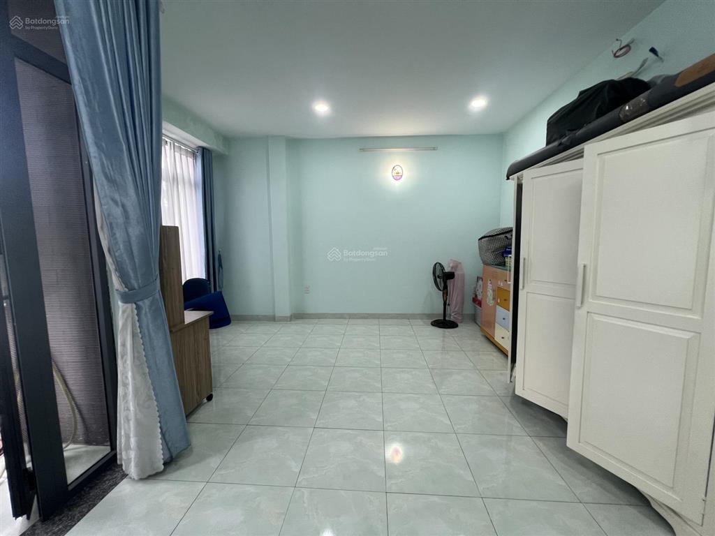 Chủ cần bán biệt thự 3 tầng ngay tttm gigamall phạm văn đồng, hbc, thủ đức cách sông chỉ 200m