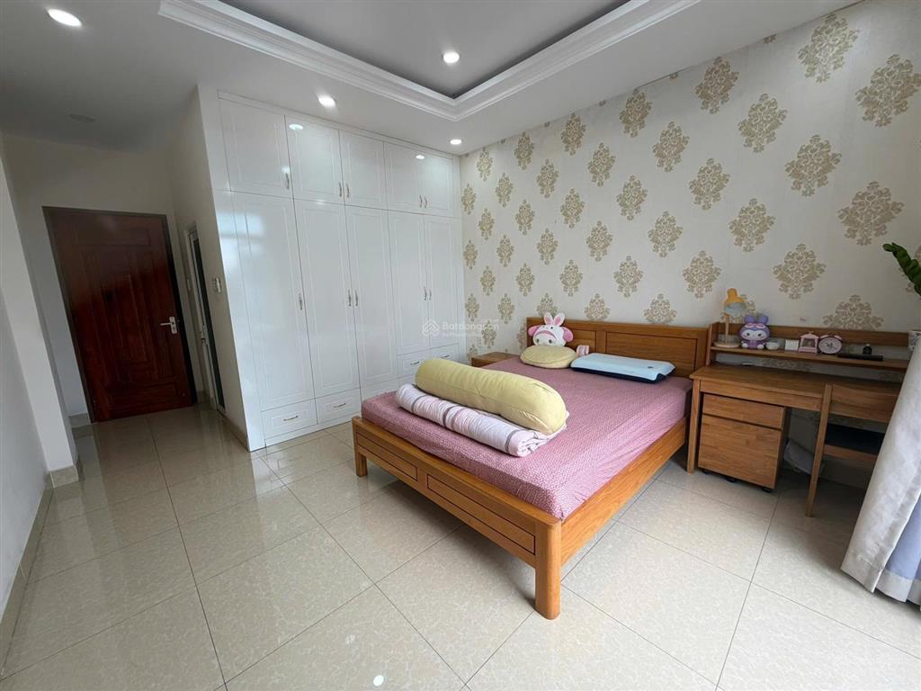 Nhà mặt tiền đường 19 khu bên sông hiệp bình chánh, 4 tầng mới đẹp, chỉ 13,2 tỷ