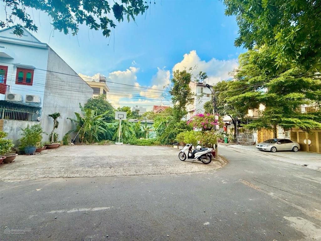 Nổi bật khu văn phòng chính phủ 389 quốc lộ 13 đất ngang 6.7m chỉ 12.9 tỷ!