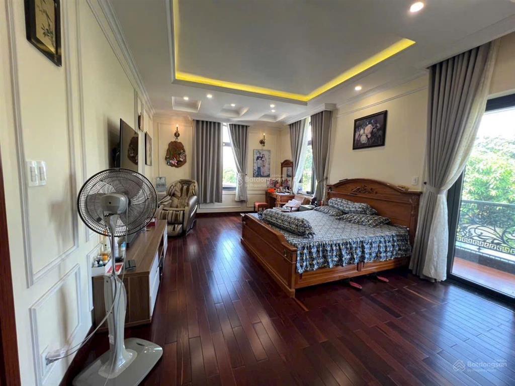 Giảm sâu 8 tỷ | biệt thự vip ven sông hiệp bình chánh 63 tỷ chỉ còn 55 tỷ 510m2