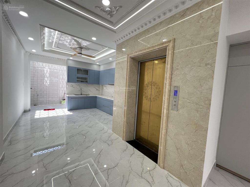 Cg siêu phẩm nhà xây mới 5 tầng có thang máy | đối diện kđt vạn phúc