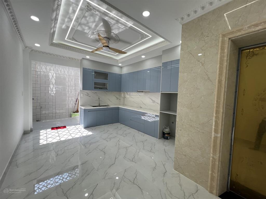 Cg siêu phẩm nhà xây mới 5 tầng có thang máy | đối diện kđt vạn phúc