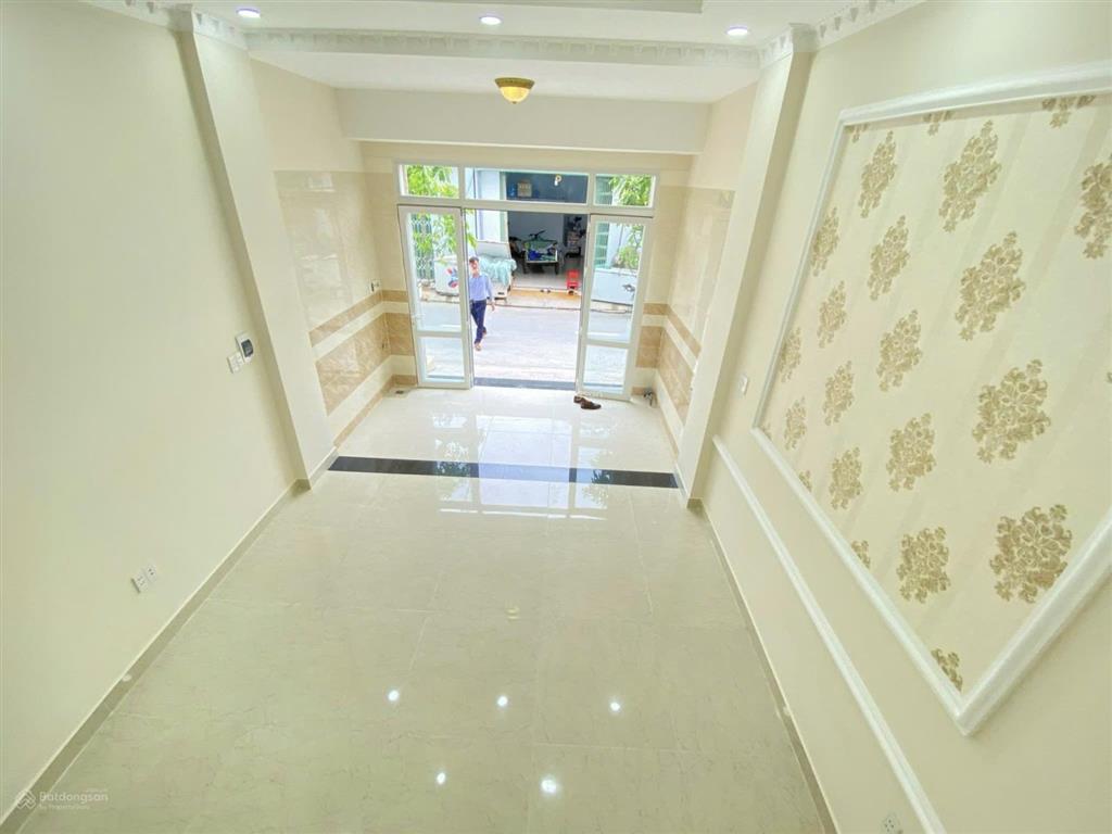 Cho thuê nhà 4 tầng hẻm 535 quốc lộ 13 khu dân cư đông bộ hiệp bình thủ đức
