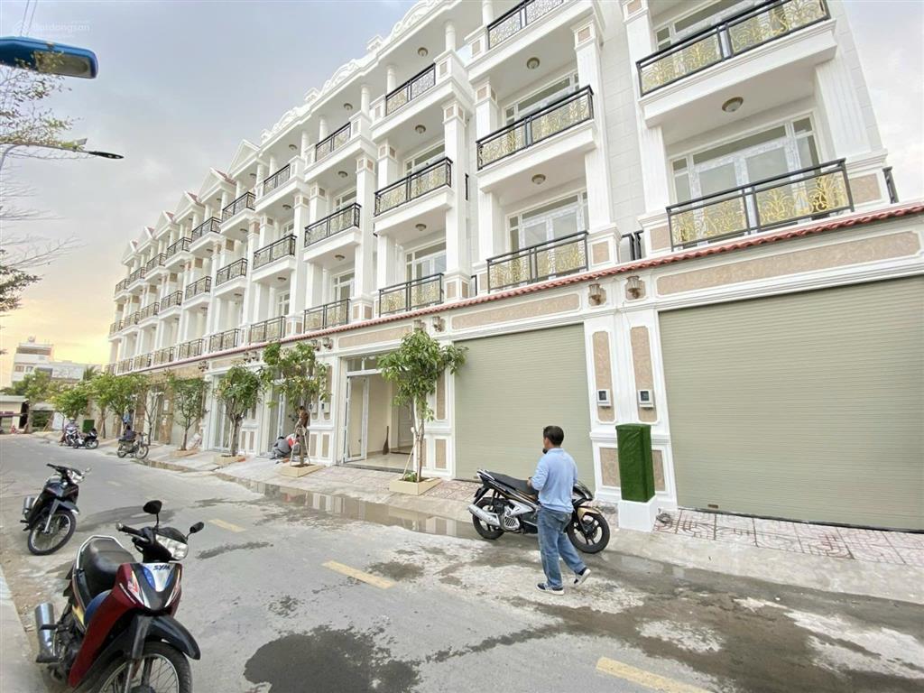 Cho thuê nhà 4 tầng hẻm 535 quốc lộ 13 khu dân cư đông bộ hiệp bình thủ đức