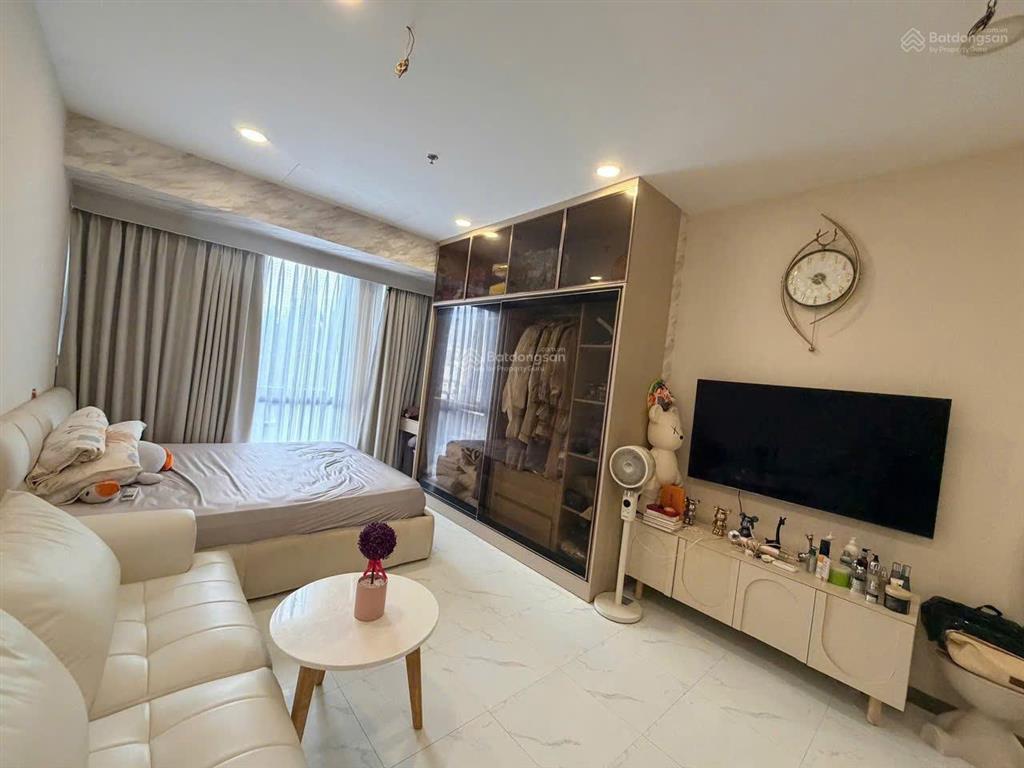 Cần bán nhanh căn studio chung cư pegasuite 1 35m2 giá 2,450 tỷ 0888 333 *** e công
